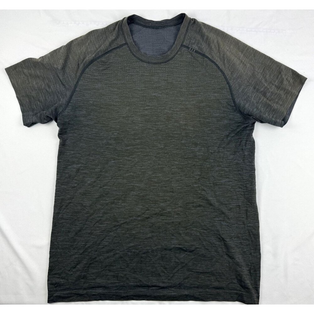 LULULEMON MEN SZ MEDIUM METAL VENT TECH T SHIRT CREW SHORT SLEEVE PULLOVER